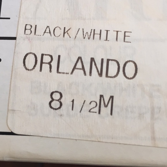 Size 8 black with striped ribbon fabric pumps - Picture 4 of 4